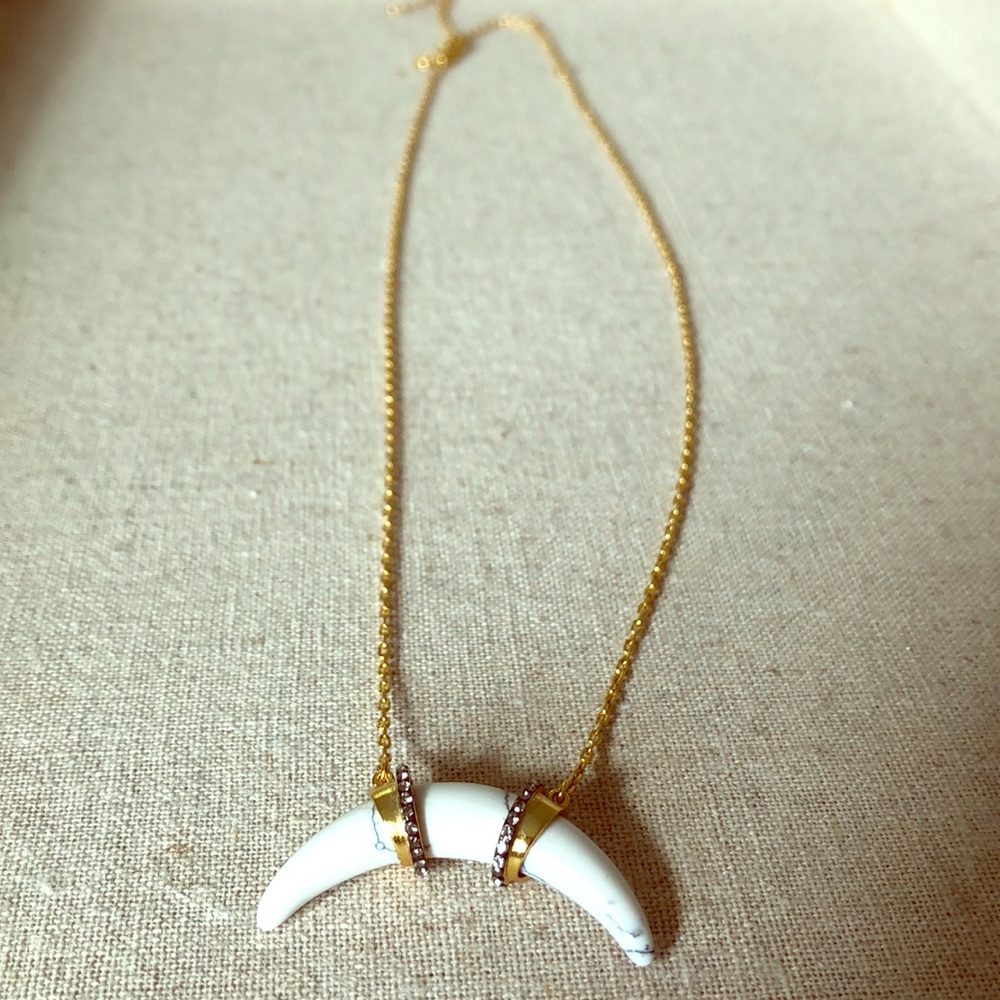 Stella & Dot White Bone Arc Pendant Necklace